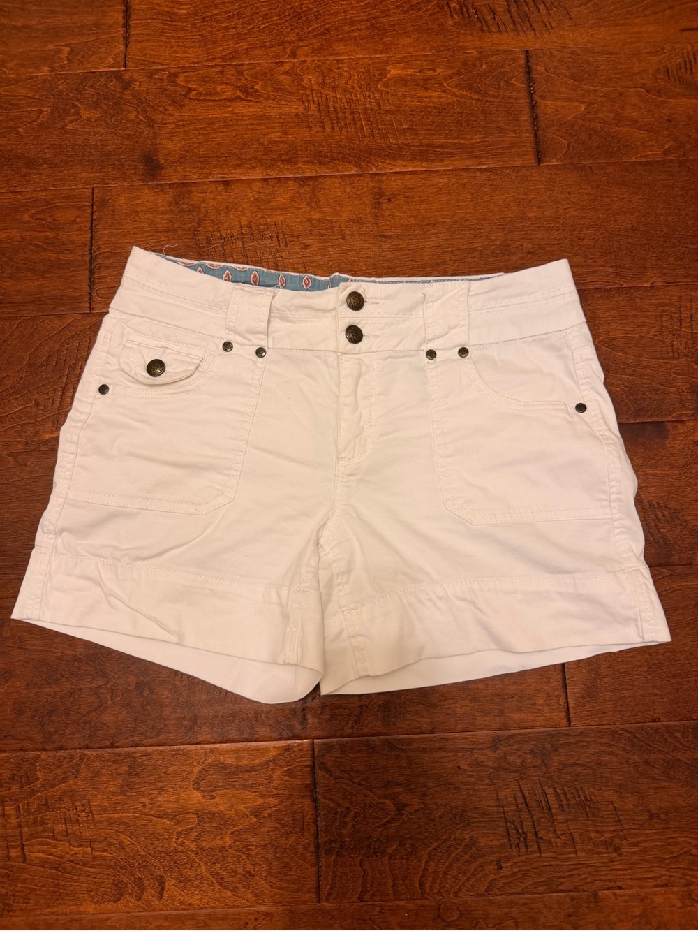Women’s Vintage One5One White Casual Cotton Shorts
